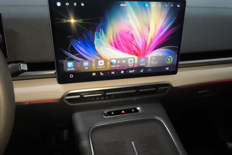 Used VOYAH Dream 2025 PHEV Four-Wheel-Drive Flagship Version – Qiankun Edition