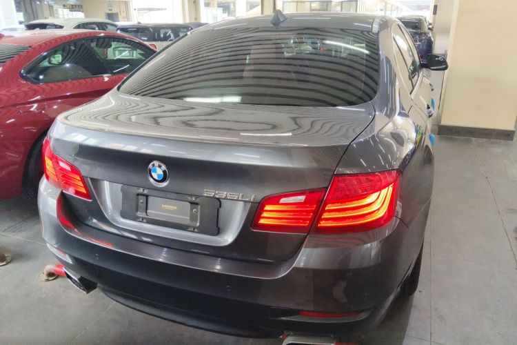 Used BMW 5 Series 2015 535Li Leading Model
