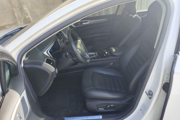 Used Ford Mondeo 2013 2.0L GTDi 200 Fashion Edition
