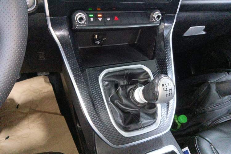 Used Haval M6 2021 PLUS 1.5T Manual Luxury Smart Connectivity Model