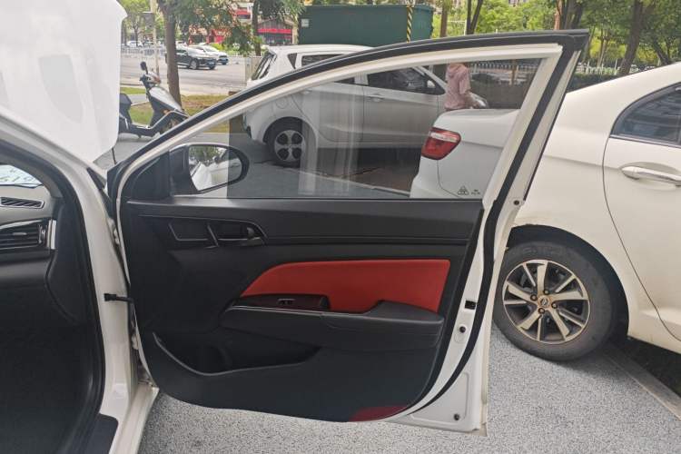 Used Hyundai Elantra 2016 1.4T Dual-Clutch Xuan Dong · Dynamic Version