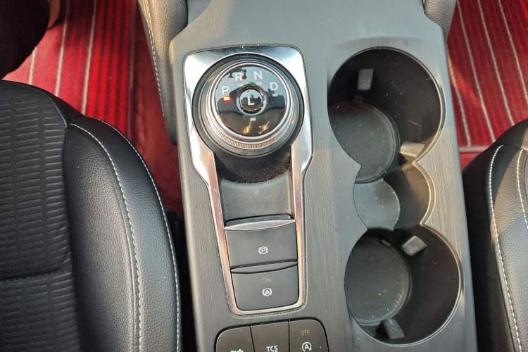 Used Ford Focus 2021 Hatchback EcoBoost 180 Automatic Titanium Edition
