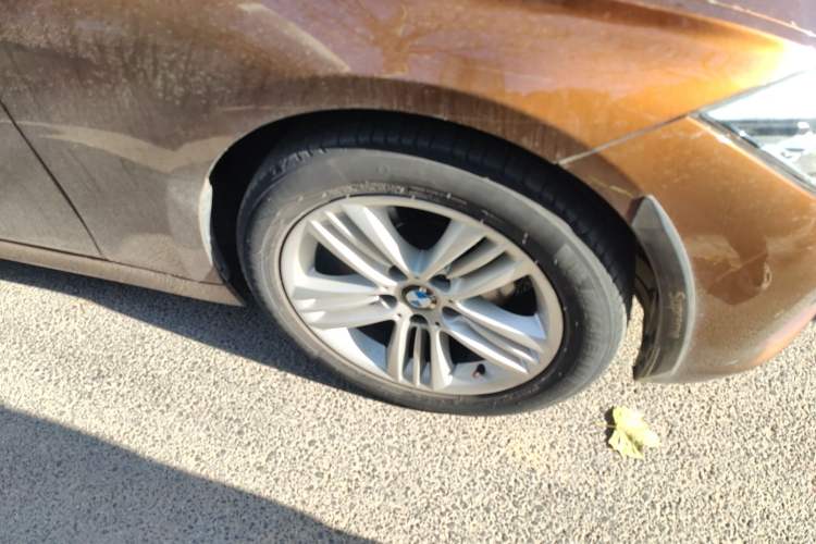 Used BMW 3 Series 2016 320i Fashion Model