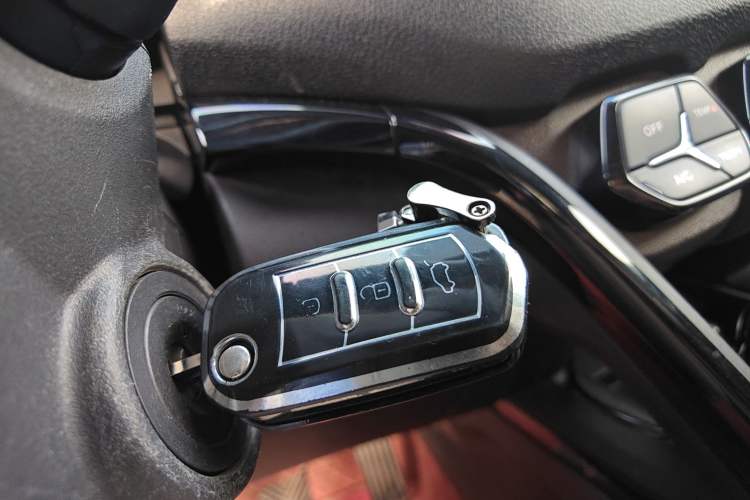 Used GAC Trumpchi GS4 2017 235T Manual Two-Wheel Drive Luxury Edition
