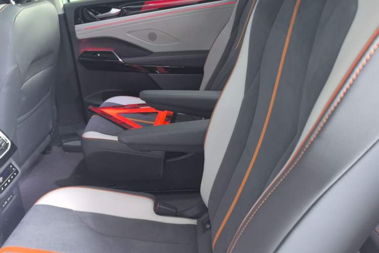 Used Volkswagen ID.6 CROZZ 2022 Long-Range PRO Edition