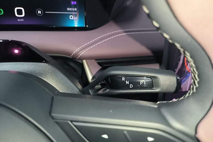 Used  SU7 2024 Four-Wheel Drive Ultra-Long Range Advanced Intelligent Driving Max Edition