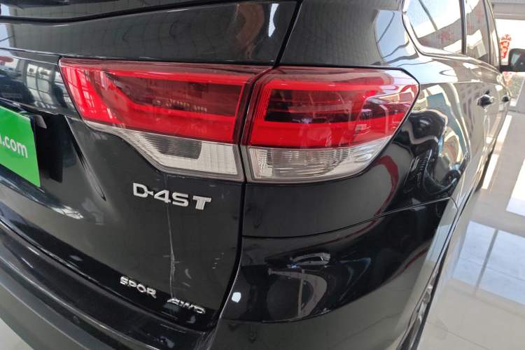 Used Toyota Highlander 2018 2.0T Four-Wheel Drive Prestige Version 7 Seats China VI Standard