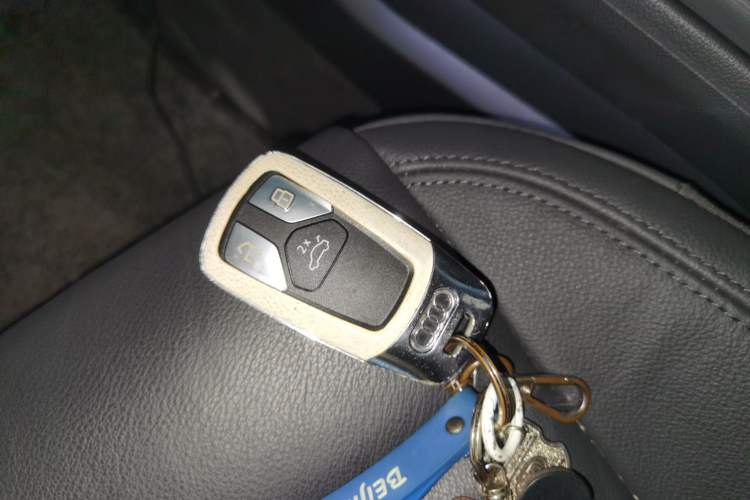 Used Audi A4L 2019 40 TFSI Fashion Edition China VI Emission Standard