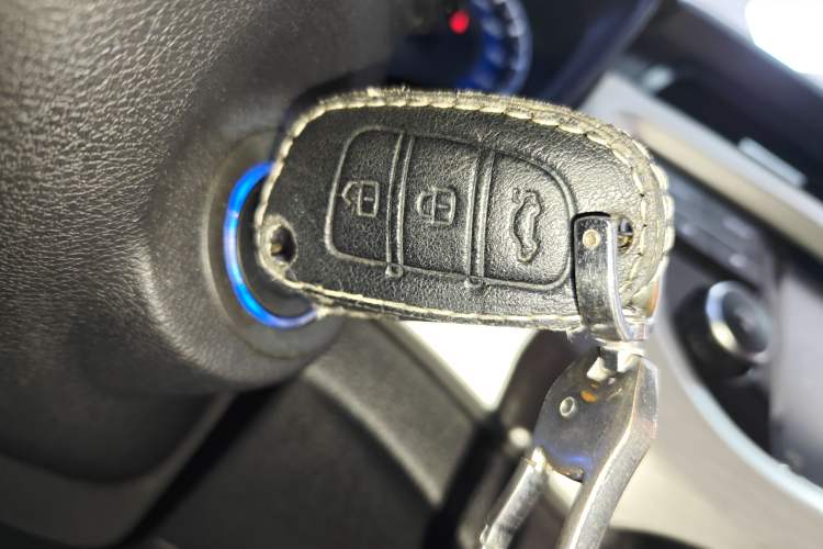 Used Geely Auto Vision X3 2019 Upgraded Model 1.5L Manual Elite Version