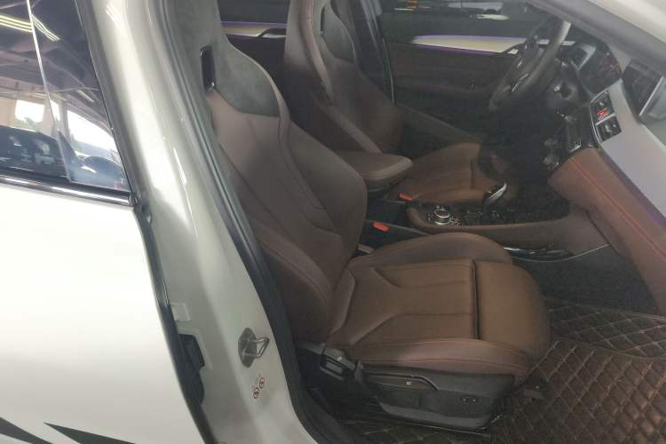 Used BMW X2 2021 Updated xDrive25i Midnight Edition
