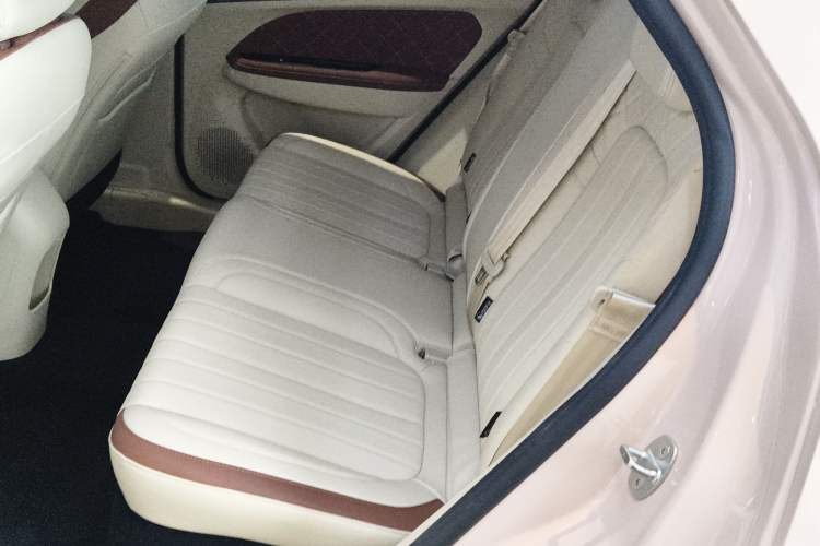 Used ORA Good Cat 2023 401 km Standard Range Luxury Version Ternary Lithium