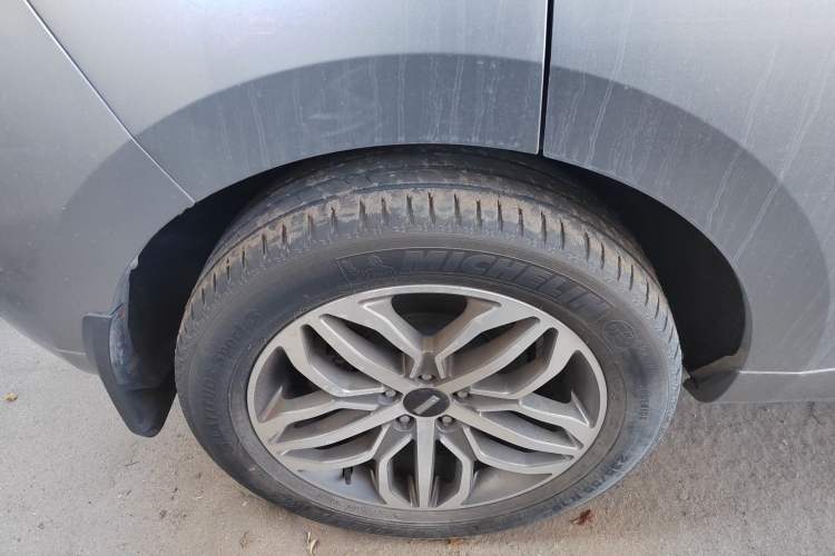 Used Wey VV5 2017 2.0T Ultra-Luxury Version
