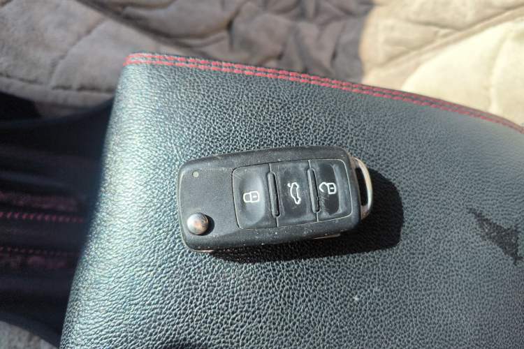 Used Volkswagen Jetta 2017 1.4L Manual Fashion Edition
