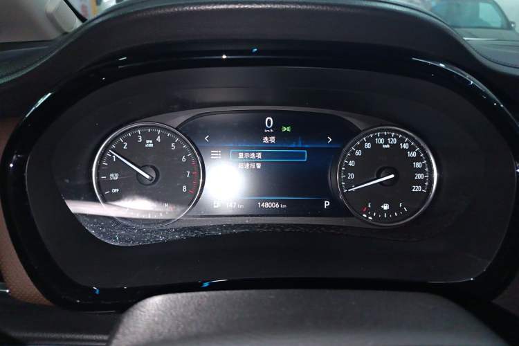 Used Buick GL8 2020 Land Cruiser Executive Class 652T Comfort Model
