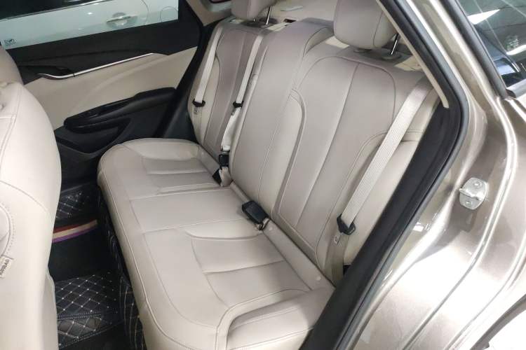 Used Buick GT 2019 15T Dual-Clutch Connected Elite Model China VI
