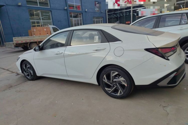 Used Hyundai Elantra 2023 1.5L CVT GLX Elite Edition
