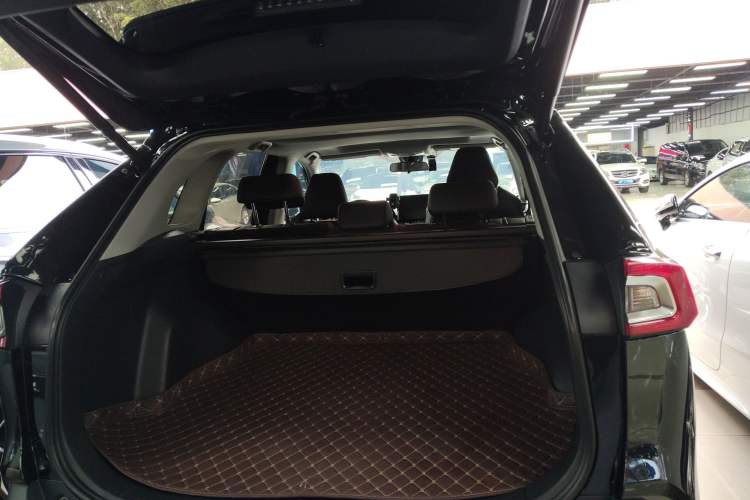 Used Toyota Wildlander 2022 Dual-Engine 2.5L E-CVT Two-Wheel Drive Luxury PLUS Edition