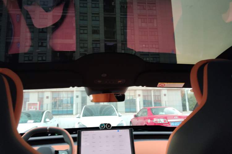 Used  YU7 2025 Ultra-Long Range Rear-Wheel Drive Version
