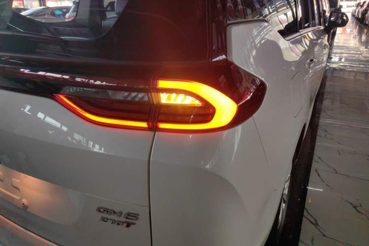 Used GAC Trumpchi M6 2019 270T DCT Luxury Edition (7-seater) China VI
