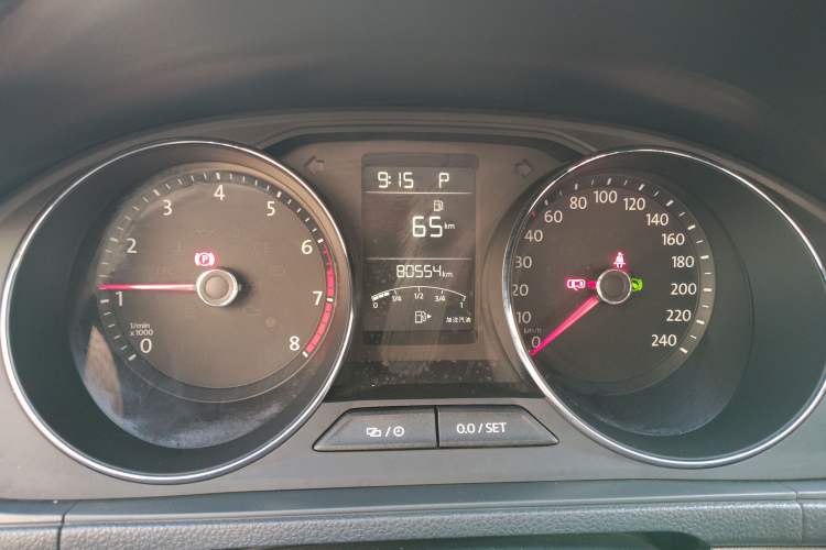 Used Volkswagen Lavida 2017 1.6L Automatic Comfort Edition
