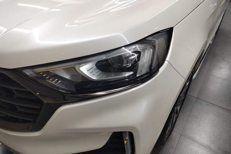 Used Ford Edge 2021 PLUS EcoBoost 245 Two-Wheel-Drive Titanium 7-Seater
