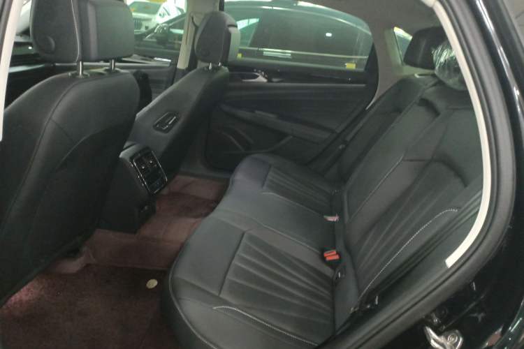 Used Volkswagen Passat 2025 Outstanding Model 330TSI Elite Edition
