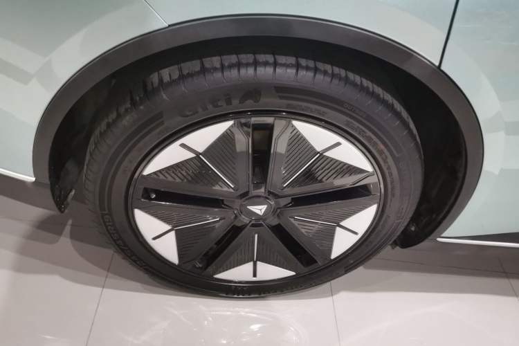 Used  SL03 2022 515 Pure Electric Version
