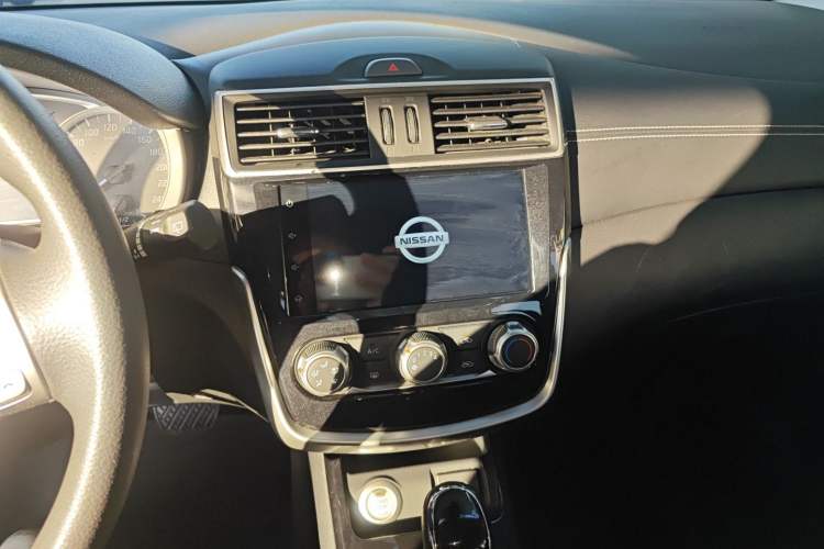 Used Nissan Tiida 2019 1.6L CVT Smart Drive Version China VI Standard
