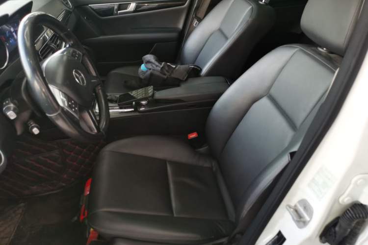 Used Mercedes-Benz C-Class 2013 C 180 Classic Grand Edition
