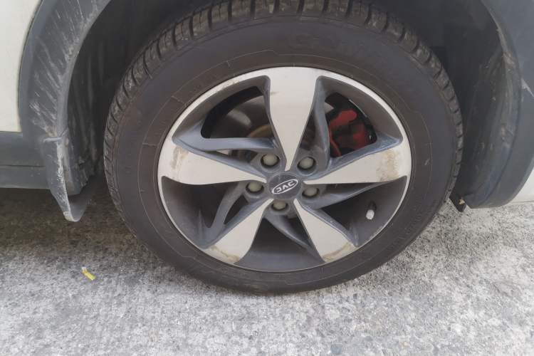 Used  Refine S3 2017 1.6L Manual Smart Connectivity Model
