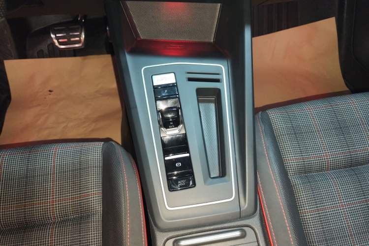 Used Volkswagen Golf GTI 2021 380TSI DSG GTI
