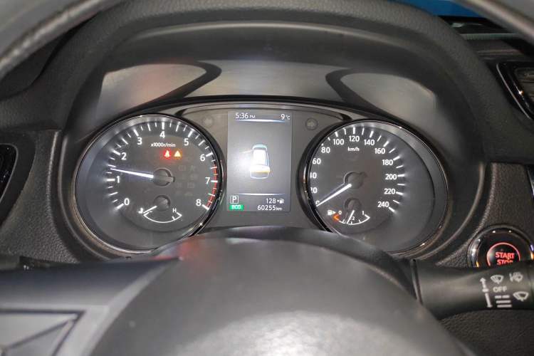 Used Nissan X-Trail 2017 2.0L CVT 7-Seater Comfort Edition 2WD