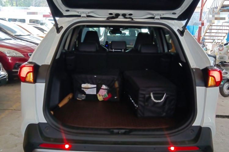 Used Toyota RAV4 2023 2.0L CVT Two-Wheel Drive Fashion Plus Edition