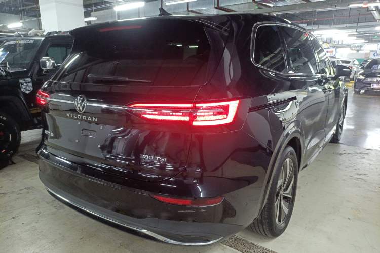 Used Volkswagen Viloran 2023 380TSI Luxury Edition