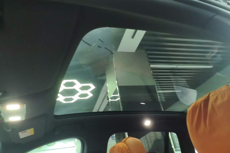 Used Li Auto L6 2025 Pro Smart Refresh Edition
