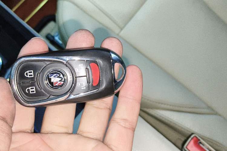 Used Buick GL8 2023 ES Lu Zun Deluxe Model