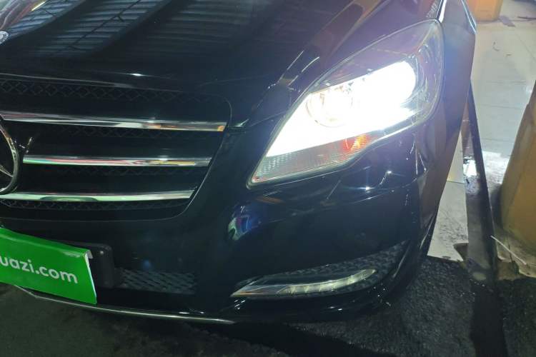 Used Mercedes-Benz R-Class 2014 R 320 4MATIC Luxury Model
