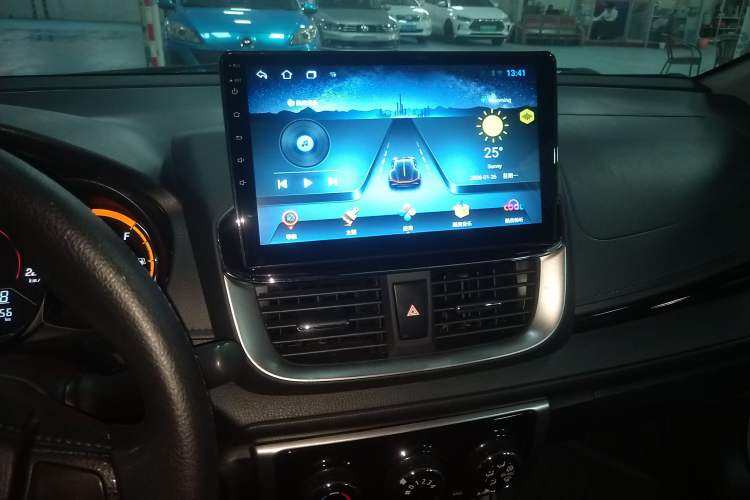 Used Toyota YARiS L 2022 X-Trail 1.5L CVT Luxury PLUS Edition