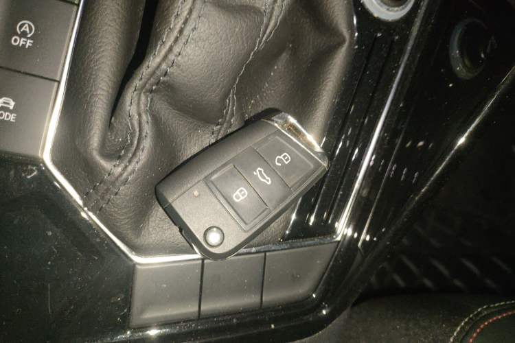 Used Volkswagen Tayron 2020 330TSI Two-Wheel Drive Luxury Smart Connectivity Version
