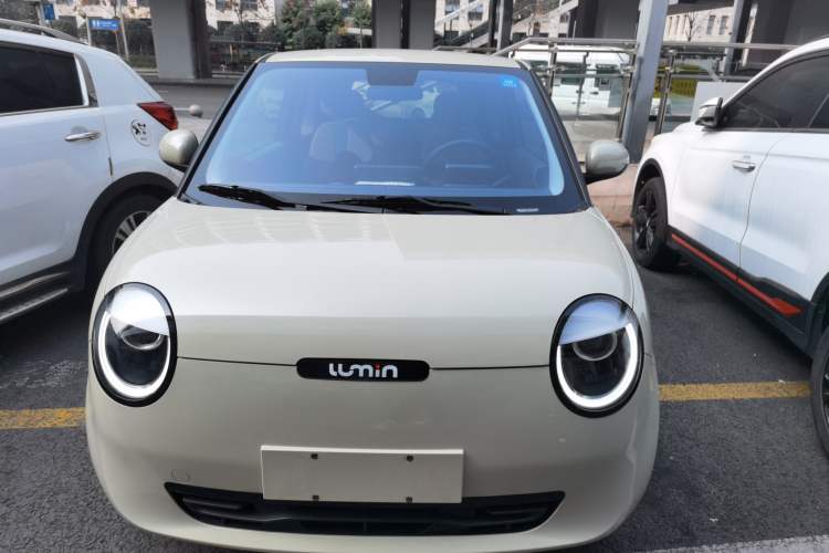 Used  Lumin 2022 301km Honey-Sweet Version
