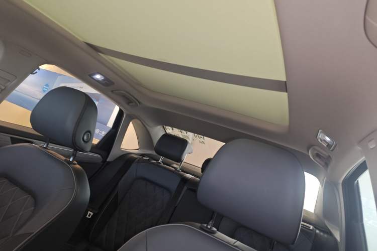 Used Volkswagen Sagitar 2023 300TSI DSG Excellence Edition
