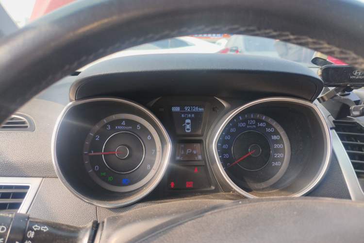 Used Hyundai Elantra (5th Generation / Langdong) 2015 1.6L Automatic Luxury Model