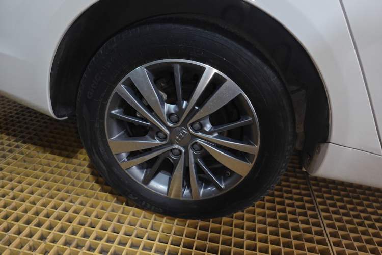 Used Geely Auto Emgrand 2018 1.5L CVT Upward Connect Edition
