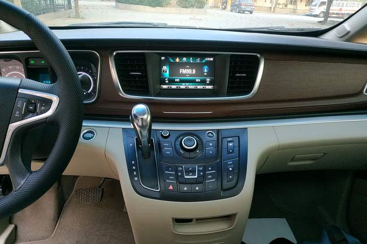 Used Buick GL8 2017 25S Luxury Version China V Standard
