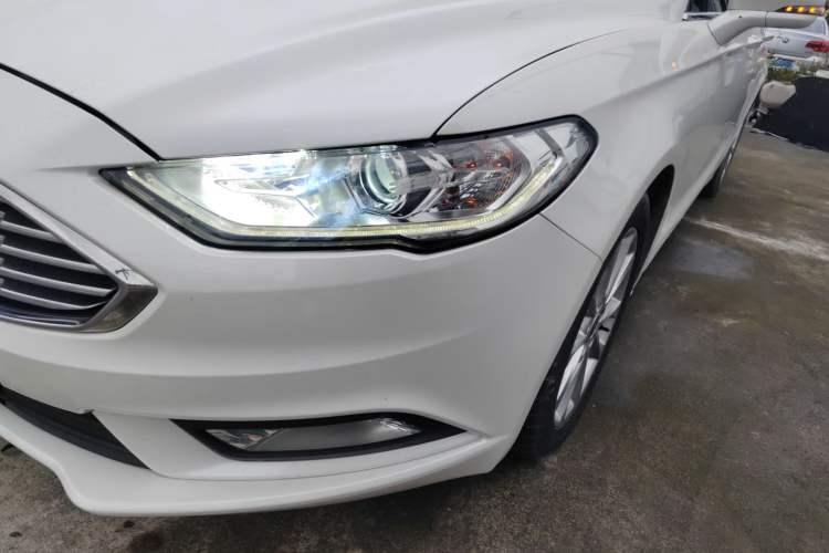 Used Ford Mondeo 2017 EcoBoost 200 Stylish Model
