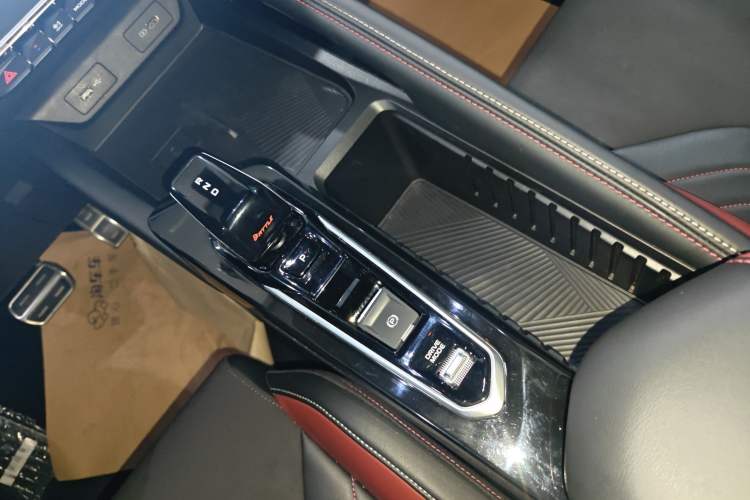 Used Geely Auto Coolray 2022 Bin Yue COOL 1.5TD DCT Battle Edition