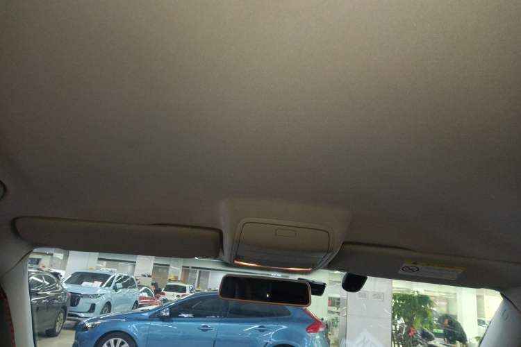 Used Volkswagen Tiguan 2016 300TSI Automatic Two-Wheel Drive Trend Edition