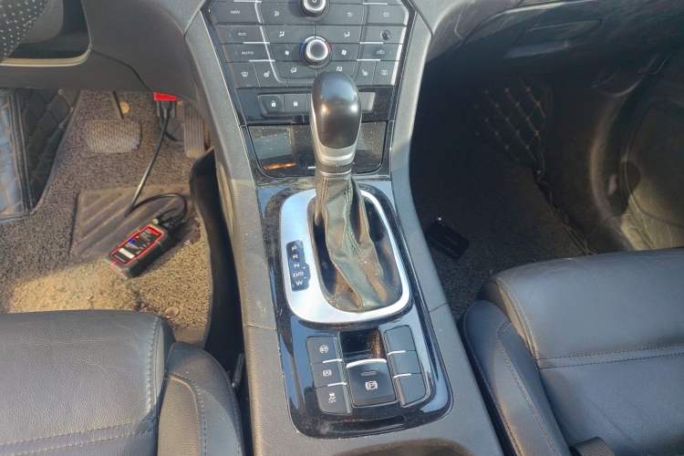 Used MG GS 2015 2.0TGI TST Luxury Edition
