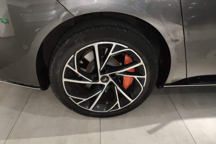 Used  L7 2022 Dynamic Model
