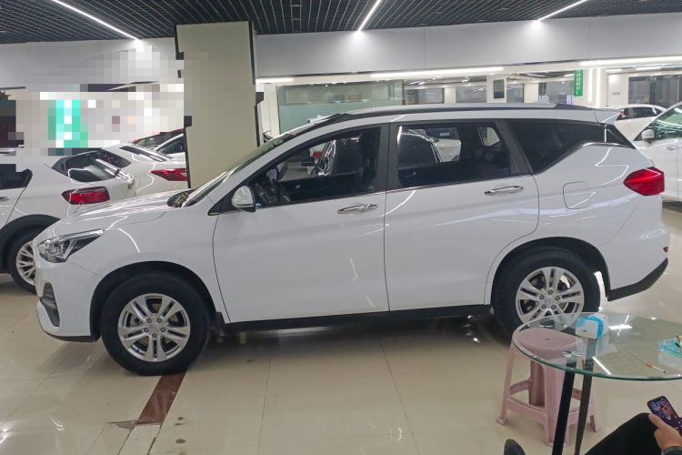 Used Haval M6 2019 1.5T DCT Two-Wheel Drive Elite Version China VI Standard
